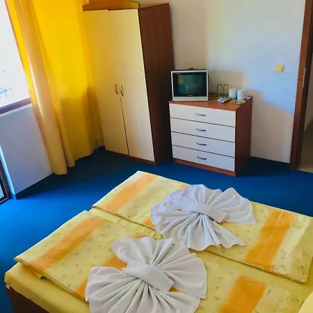 Family Friends Guest house Primorsko