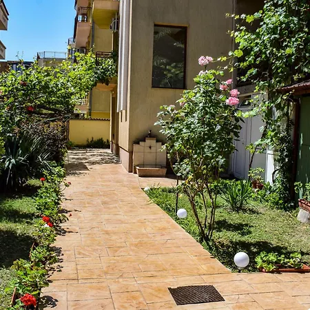 Family Friends 4* Primorsko