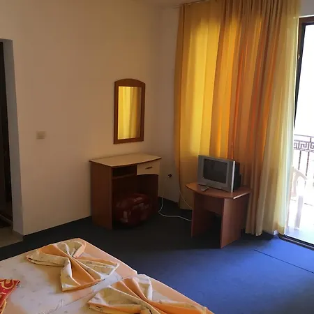 招待所 Family Friends