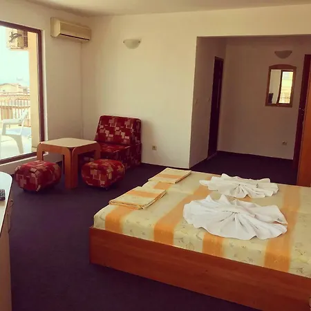 Family Friends 普里莫尔斯科