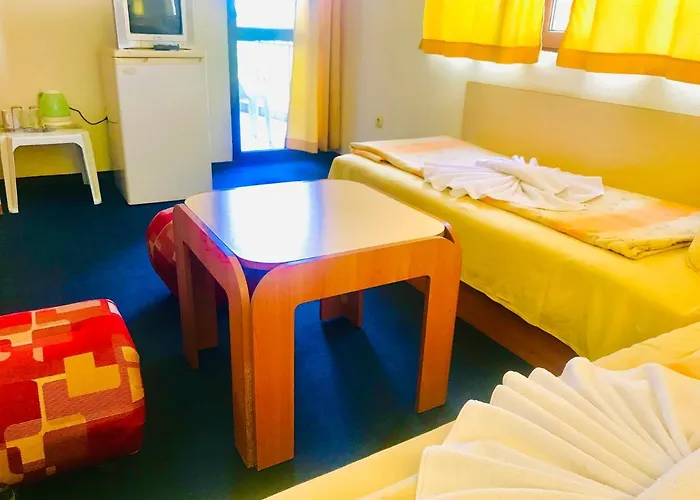 Family Friends Приморско