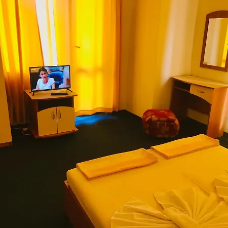 Family Friends Гостевой дом 2*