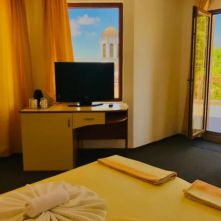 Family Friends Къща за гости Приморско