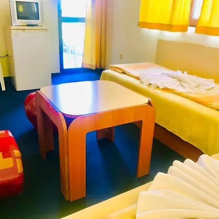 Family Friends Приморско