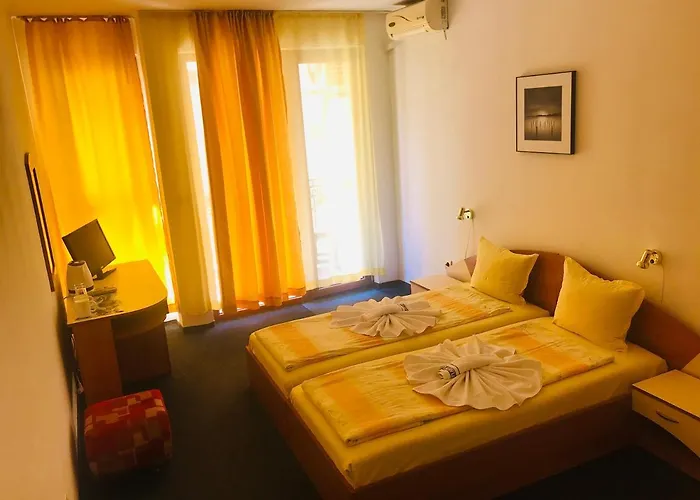 בית הארחה Family Friends פרימורסקו