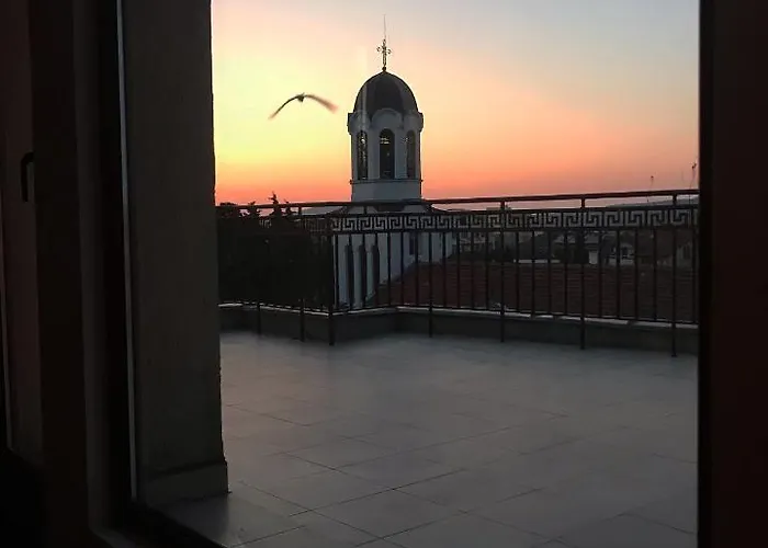 בית הארחה Family Friends פרימורסקו